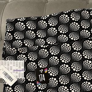 LuLaRoe Black & White Large Cassie Skirt